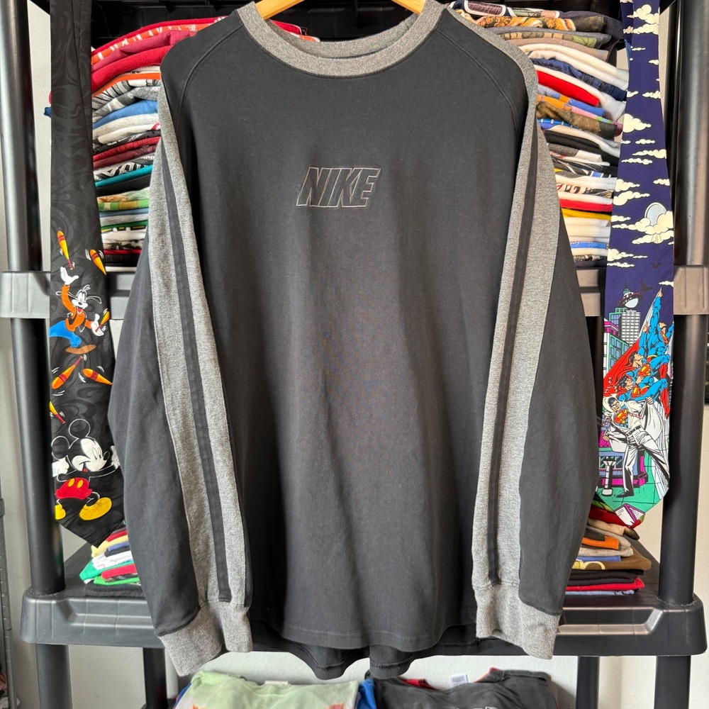 Y2K Black Nike Center Swoosh Long Sleeve Shirt XL